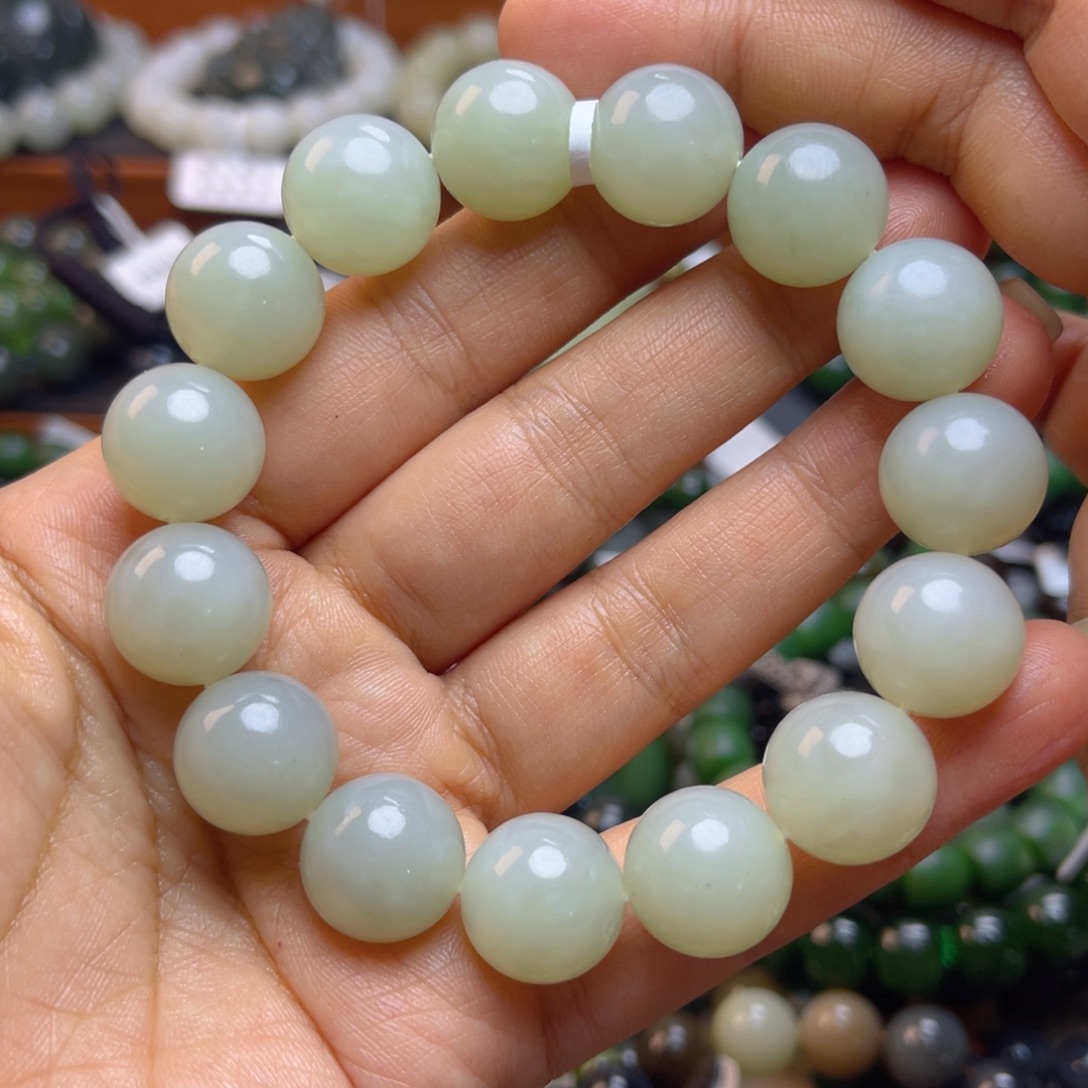 和田玉未镶嵌手链