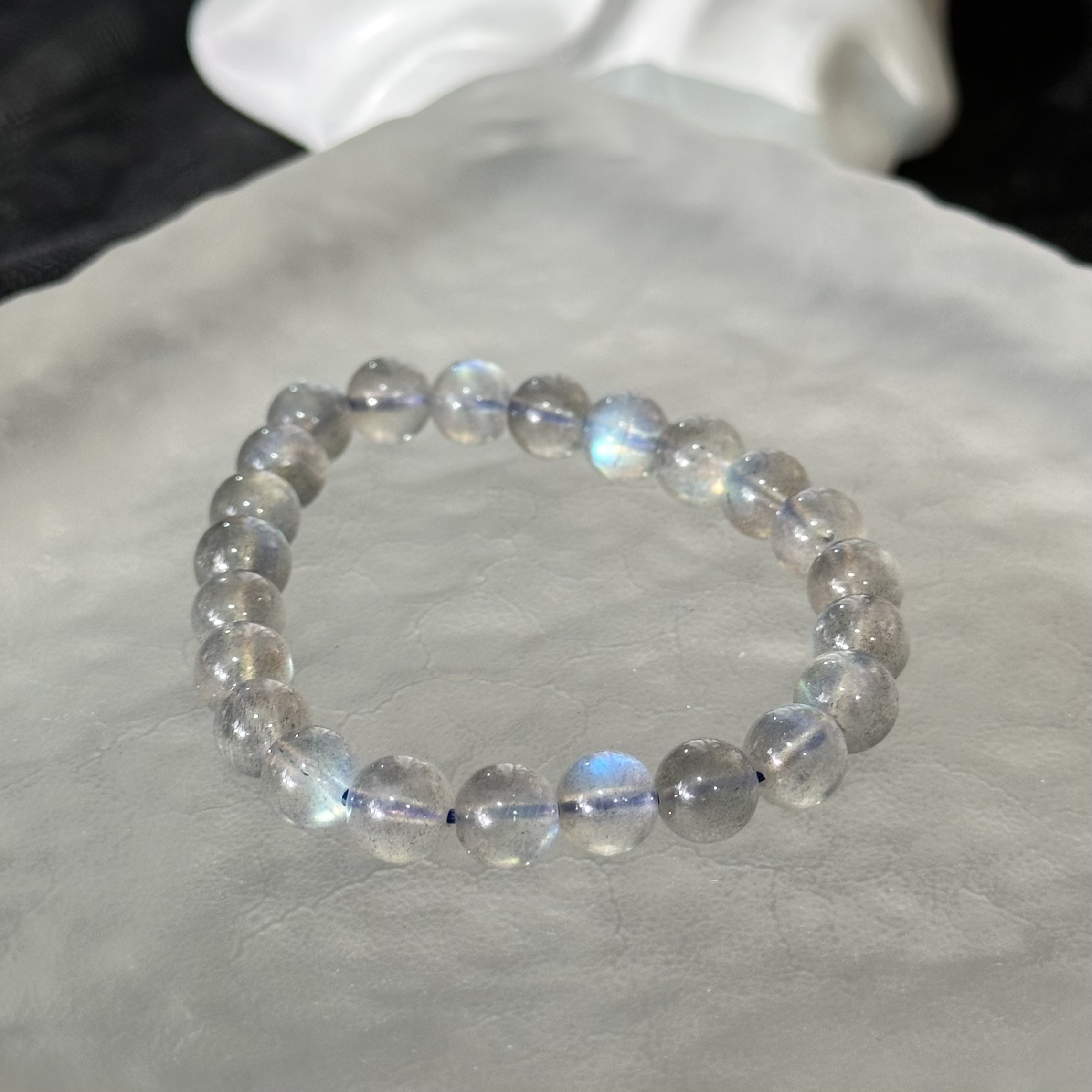 玻璃体高彩光灰月光圆珠单圈手串约8mm