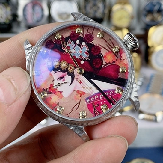 钢金属合金人工动能机芯