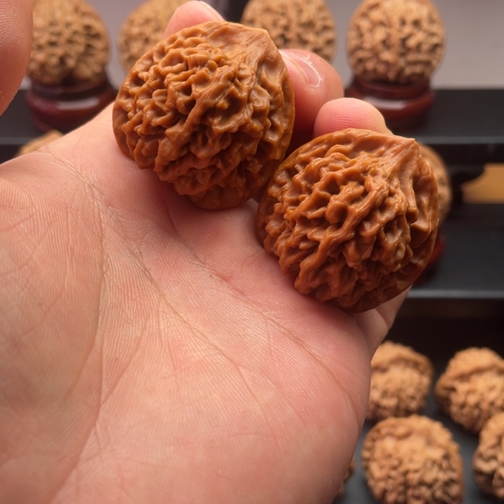 ****文玩核桃把件35尺寸