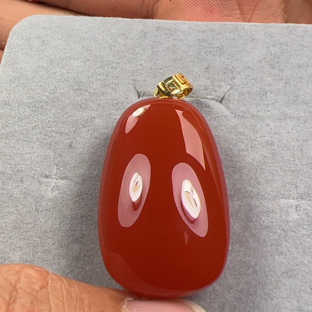 南红玛瑙吊坠无事牌18K金镶嵌