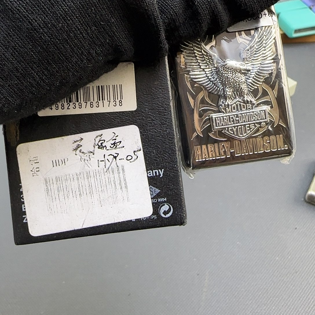 拉***人哈雷hdp -05无原盒煤油打火机