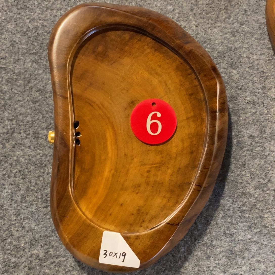 香樟木自然随形小茶盘30×19