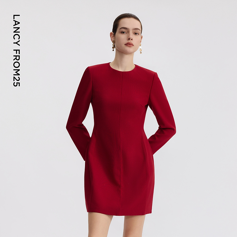 朗姿圆领简约优雅收腰连衣裙正肩修身A字裙摆裙子2026年春季新款