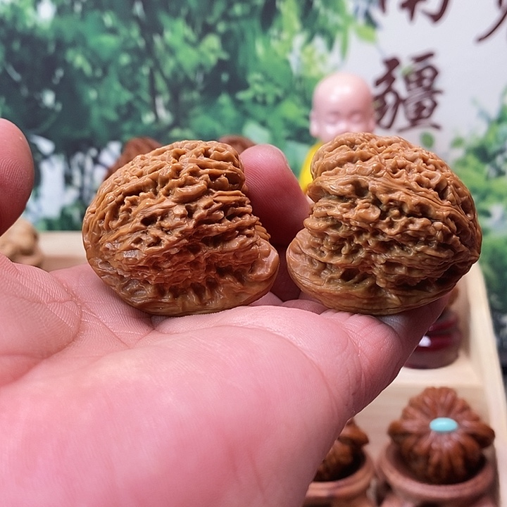 文玩核桃吊坠L**L拉丝凹底涿鹿南疆石