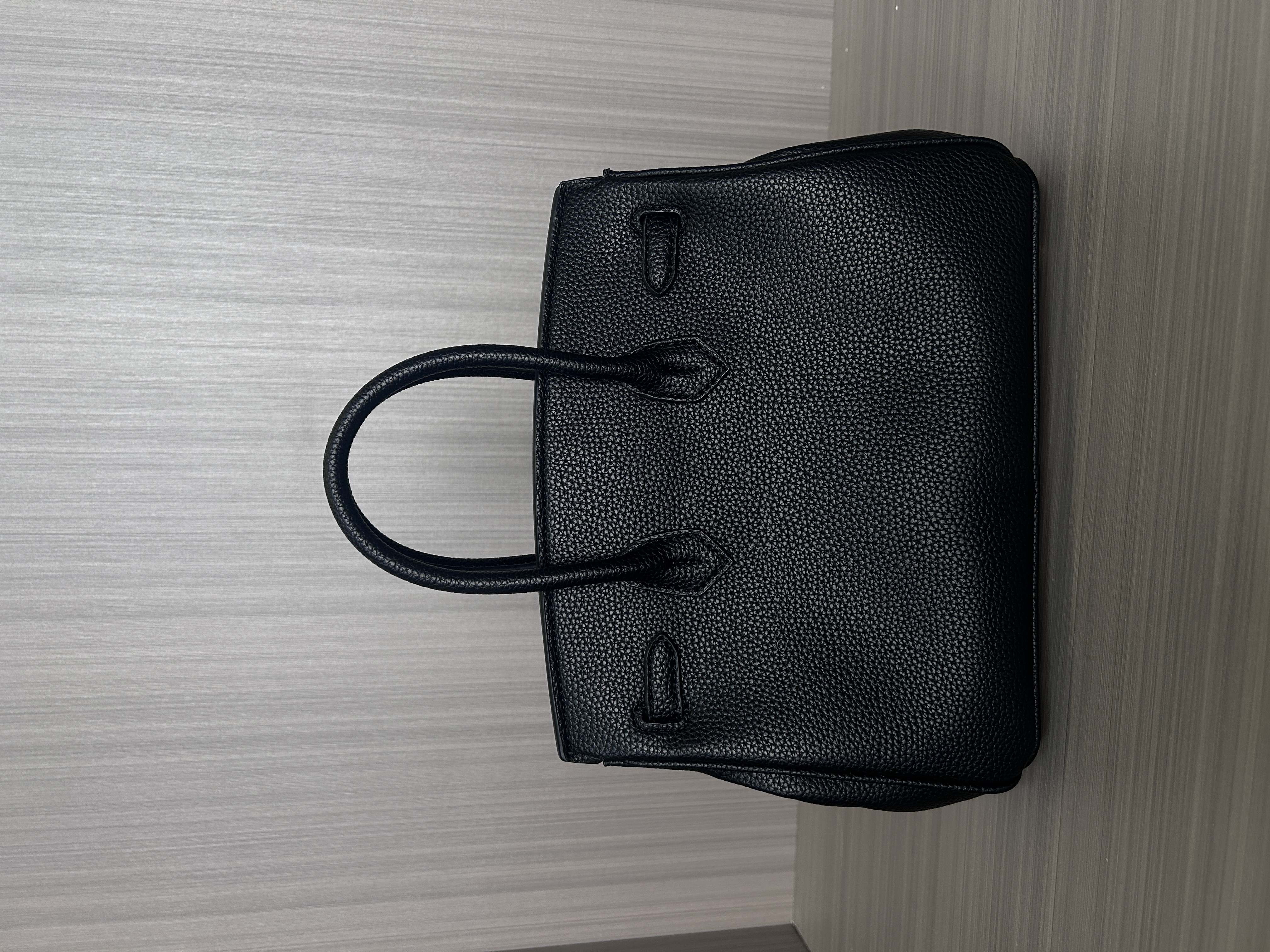 时尚精品真皮女包 bo 黑色  0149