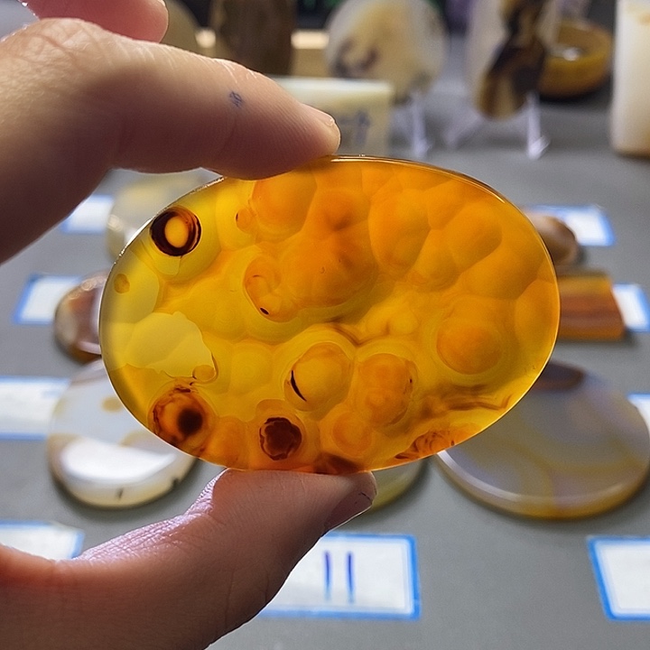 玛瑙/玉髓未镶嵌珠宝半成品173