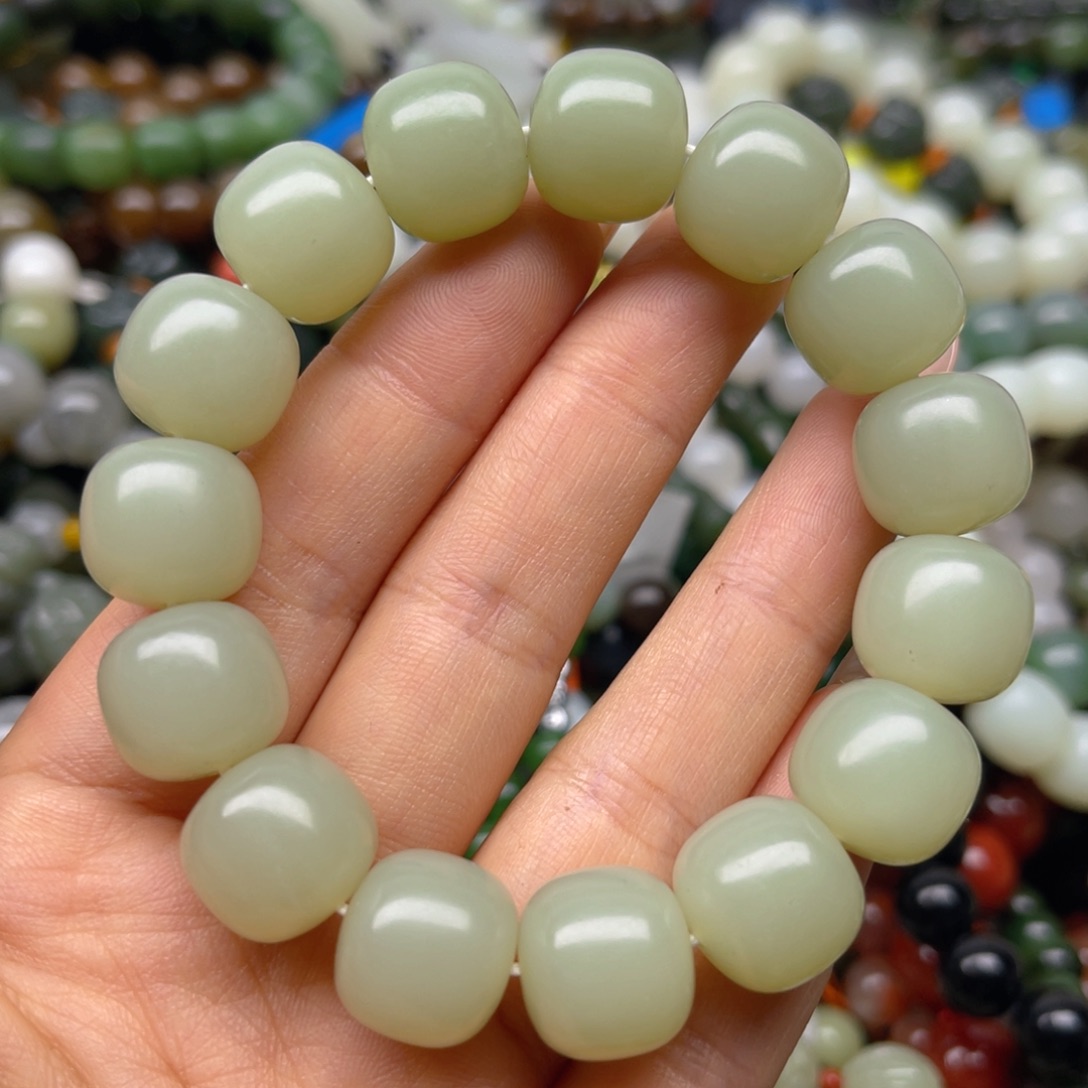 手链未镶嵌和田玉