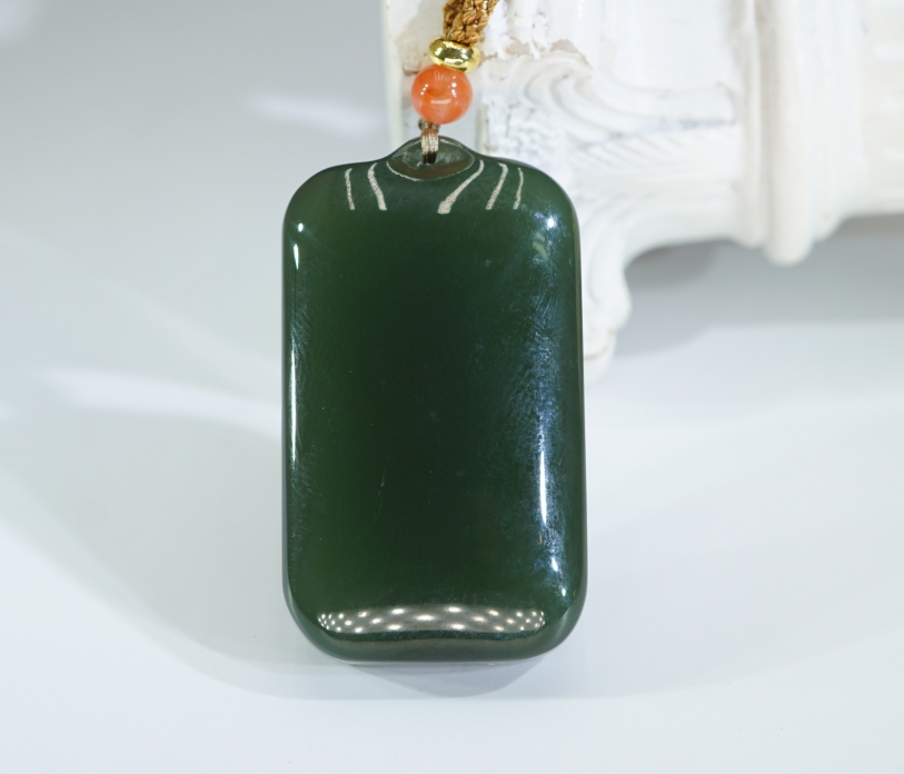 【山哥专享】和田玉无事牌吊坠 C021802