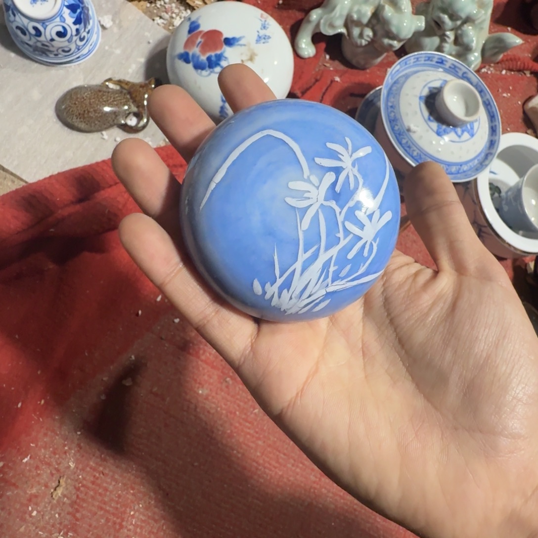 景德镇的陶瓷瓷器