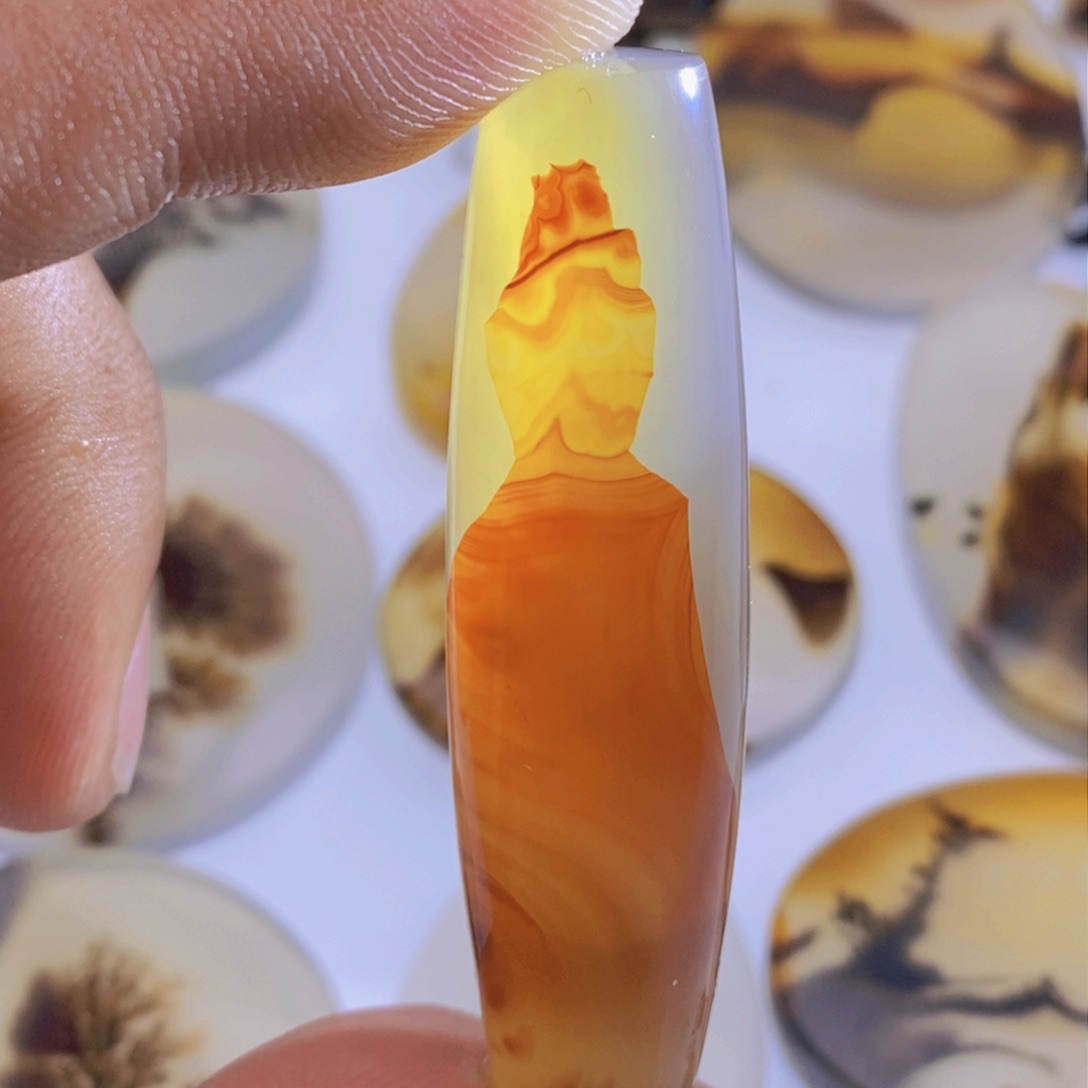 玛瑙/玉髓颈饰未镶嵌