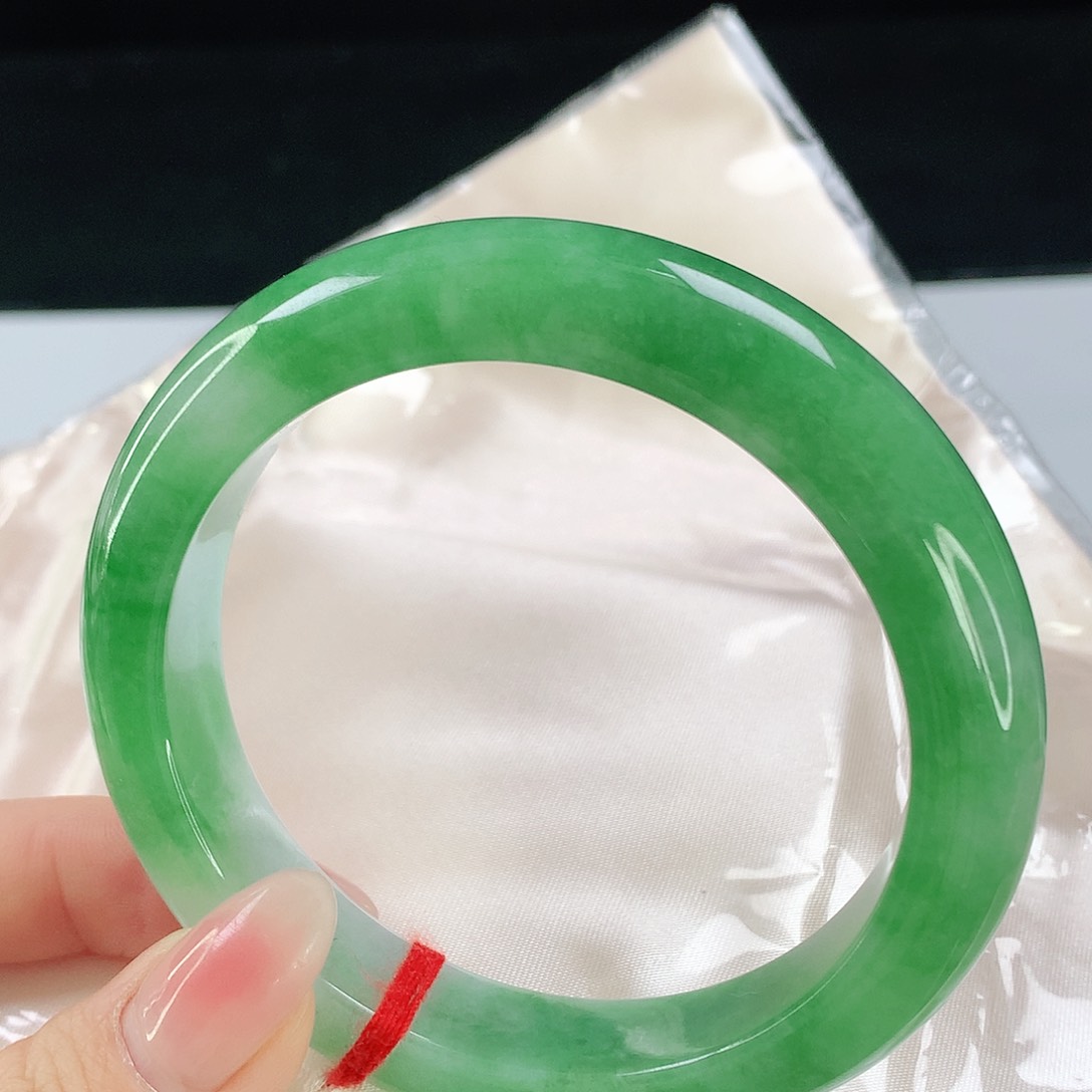 未镶嵌手镯翡翠60.9