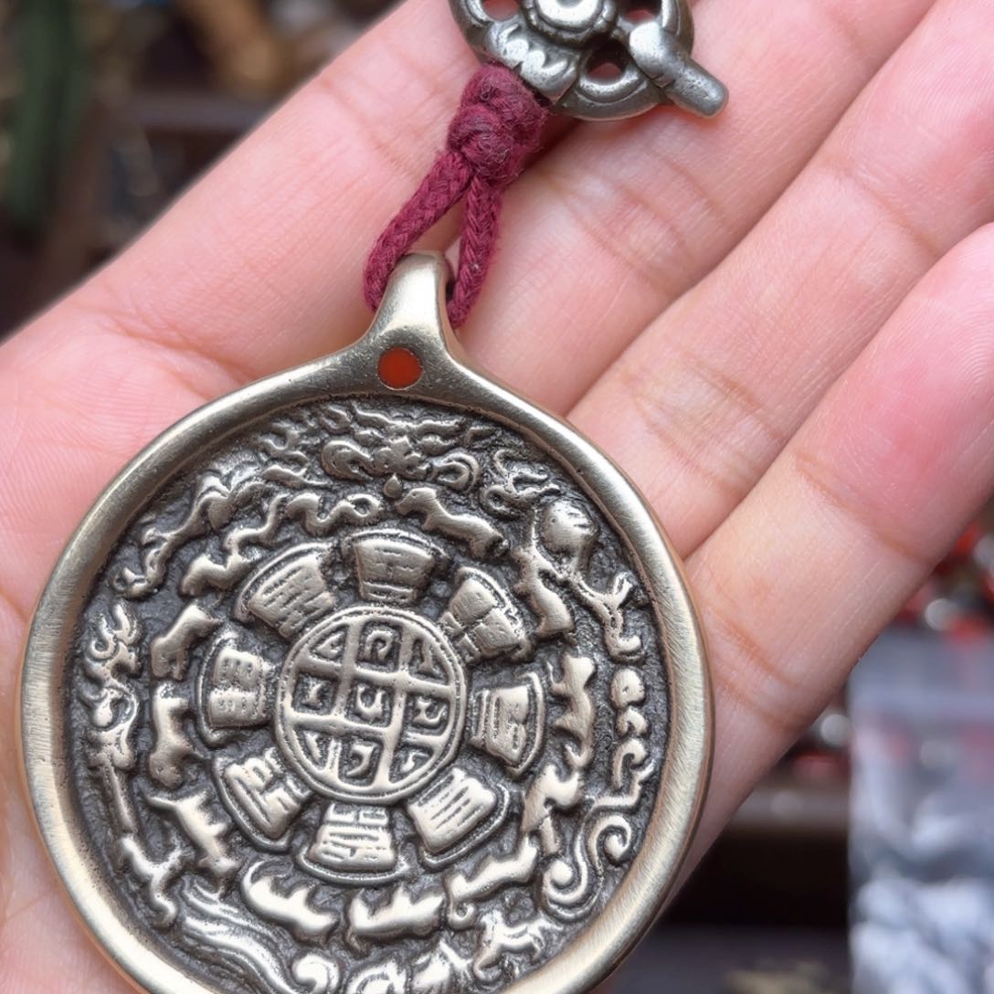 铜星月菩提吊坠项链 