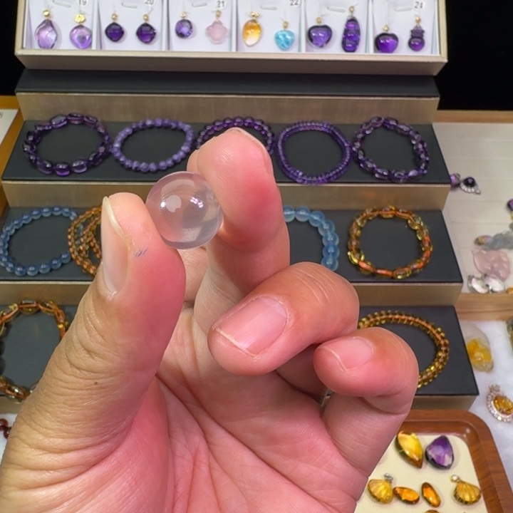 圆***滴水晶颈饰未镶嵌吊坠