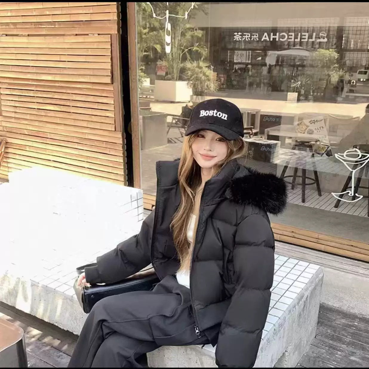 2025新款肯豆狐狸大毛领90白鸭绒短款收腰羽绒服