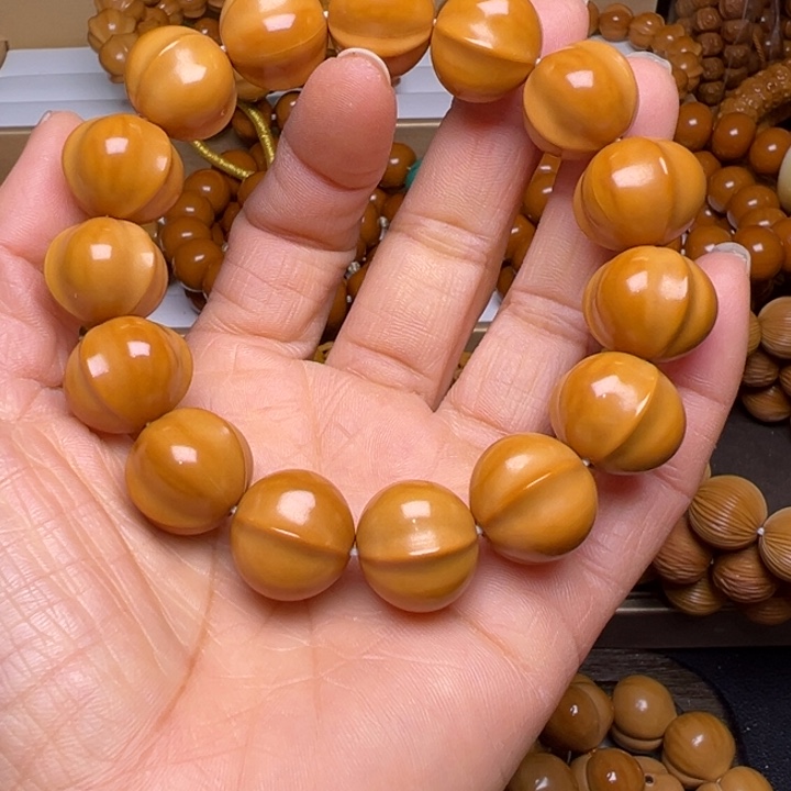 吊坠橄榄核聚宝盆