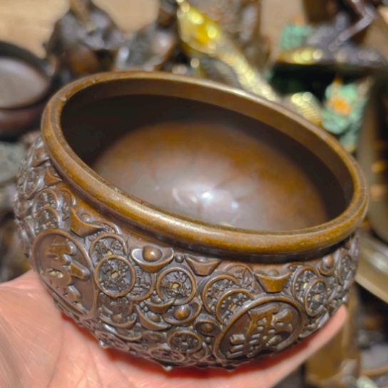 铜的。全清了一件不留