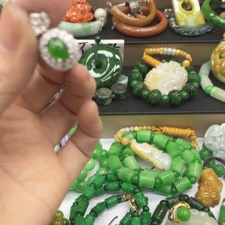 翡翠未镶嵌耳饰项链60