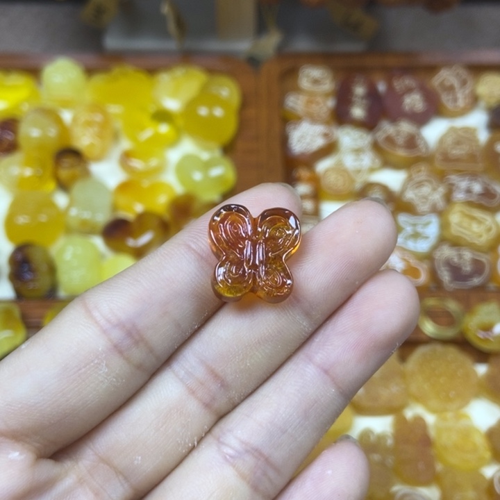 橄榄核吊坠蝴蝶29