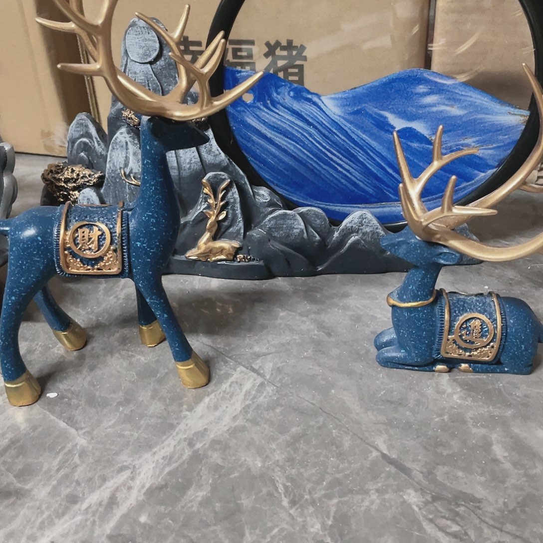 蓝色假山鹿111111111111