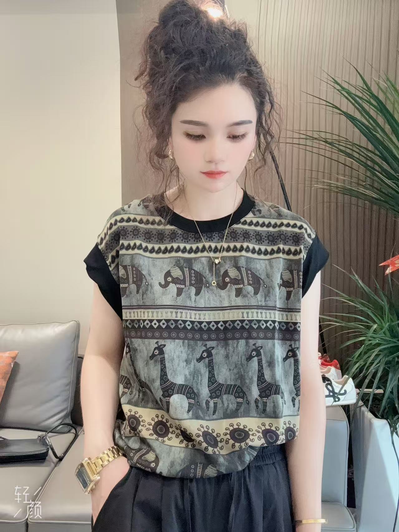 【夏日优选】夏款圆领设计感百搭显瘦凉爽无袖女款上衣6628