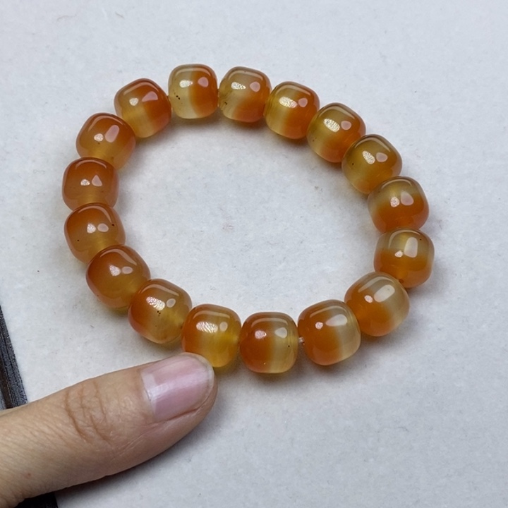 玛瑙/玉髓手链未镶嵌未****?