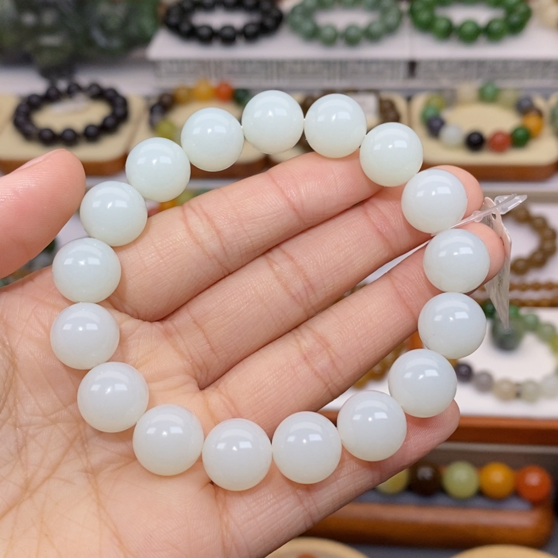 和田玉手串未镶嵌