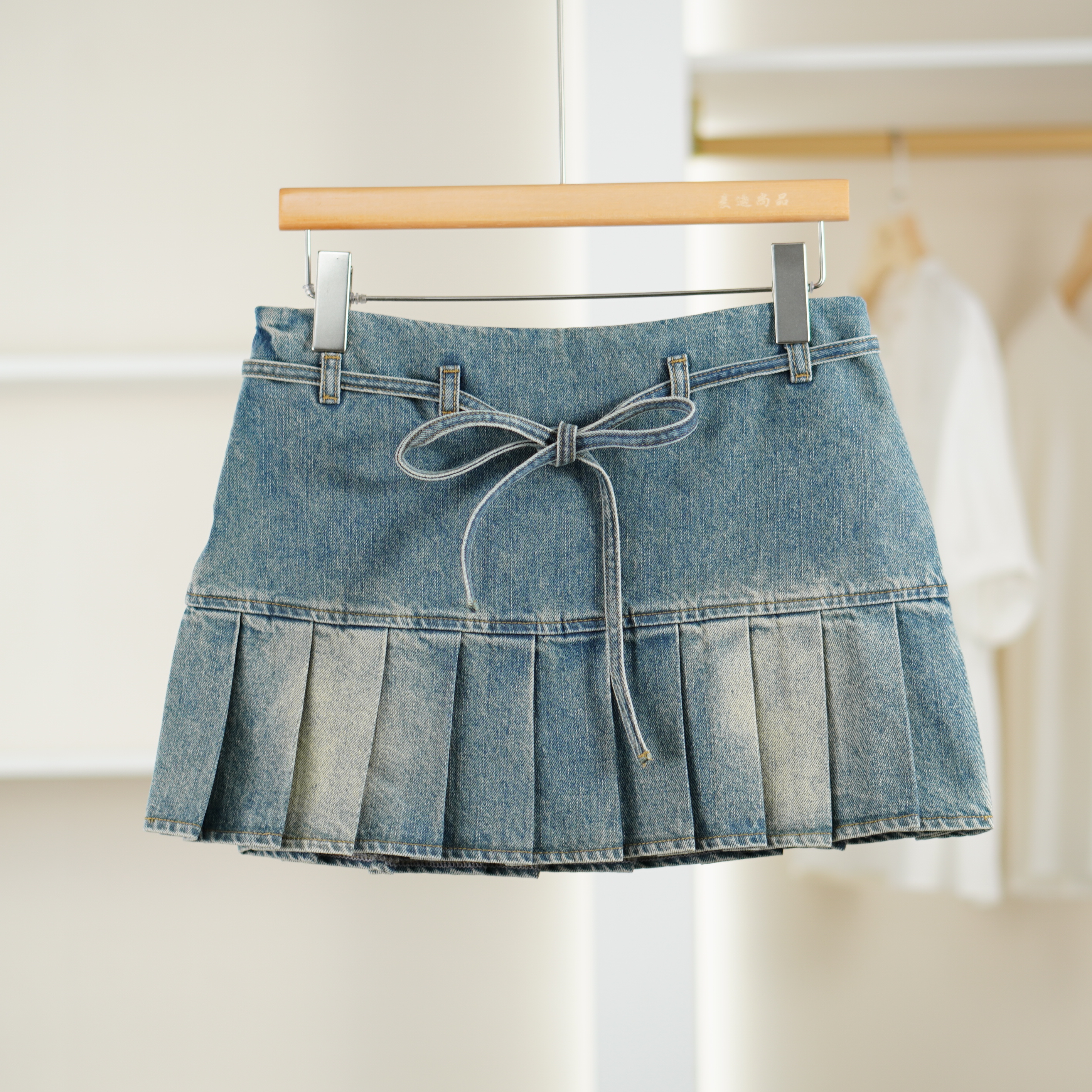 麦迪尚品【文M】51105259 夏季简约性感短半裙牛仔裙品牌女装