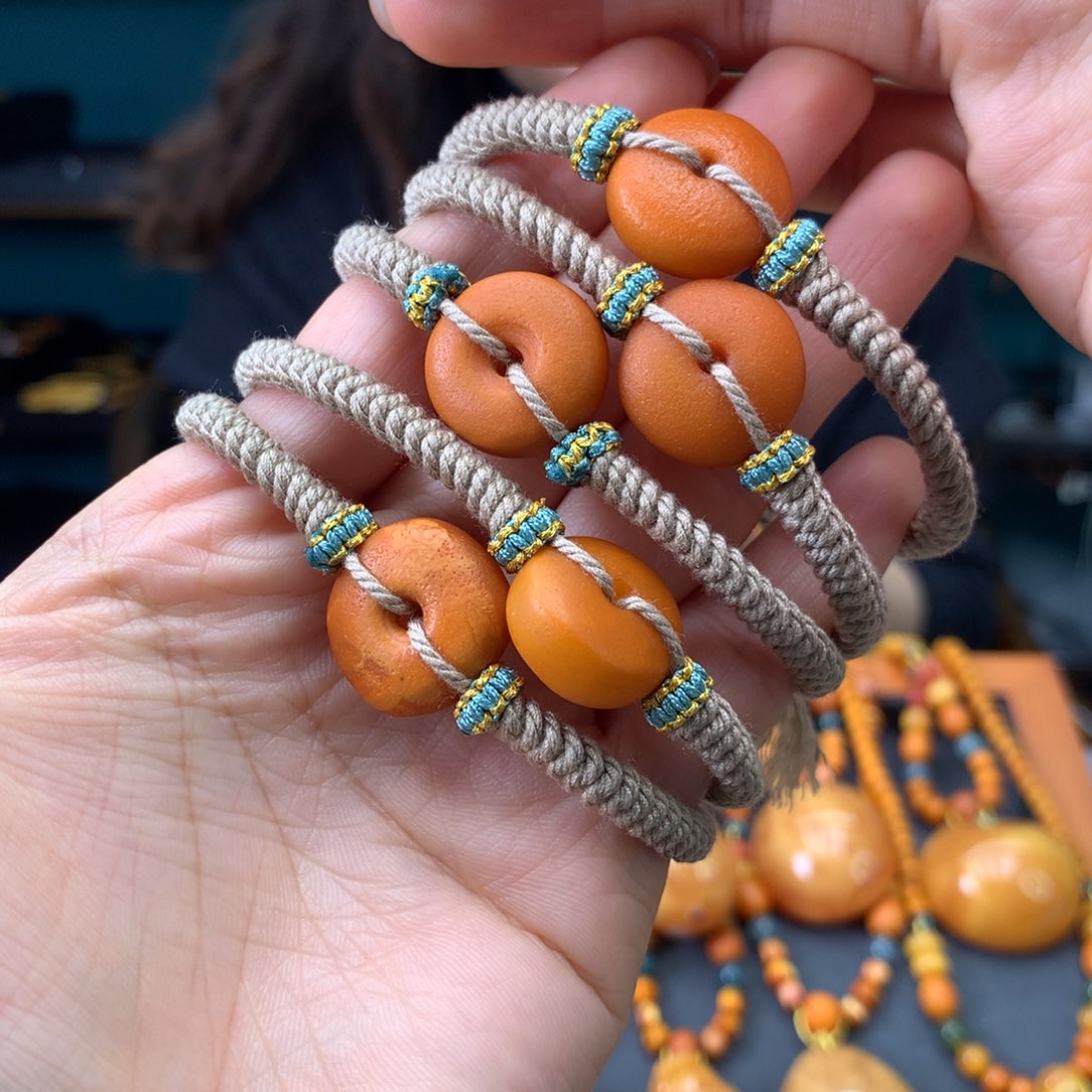 蜜蜡未镶嵌手绳多样性发一