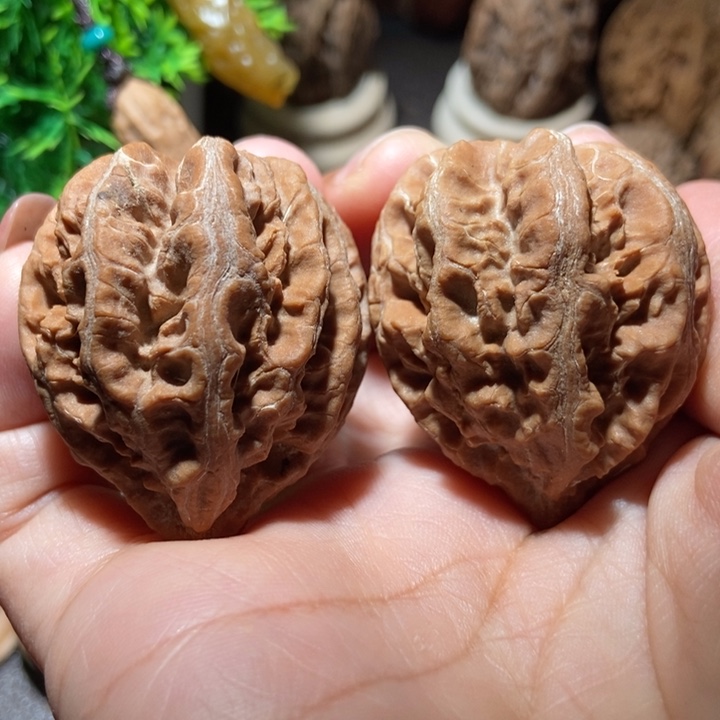 把件文玩核桃东北楸子小雪68