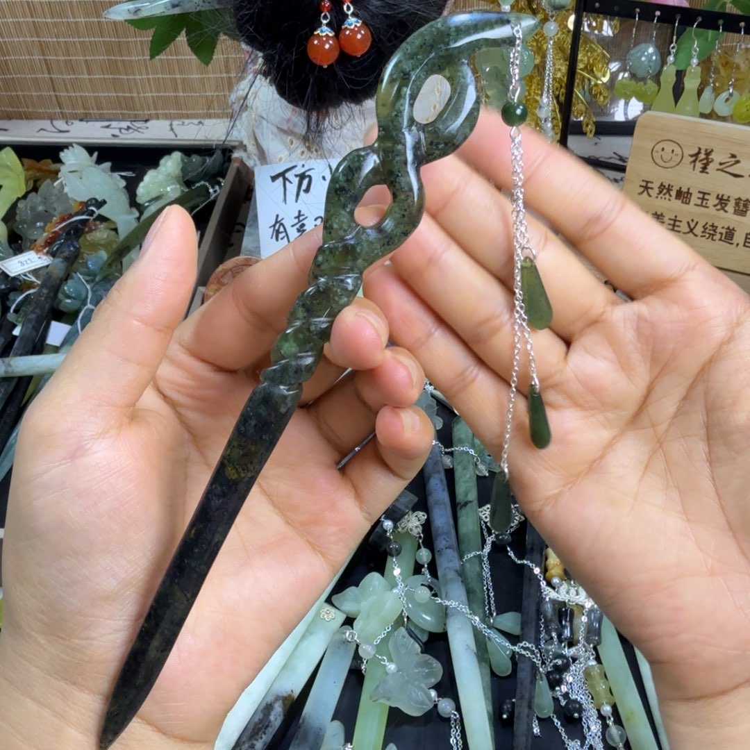 蛇纹石玉未镶嵌发饰