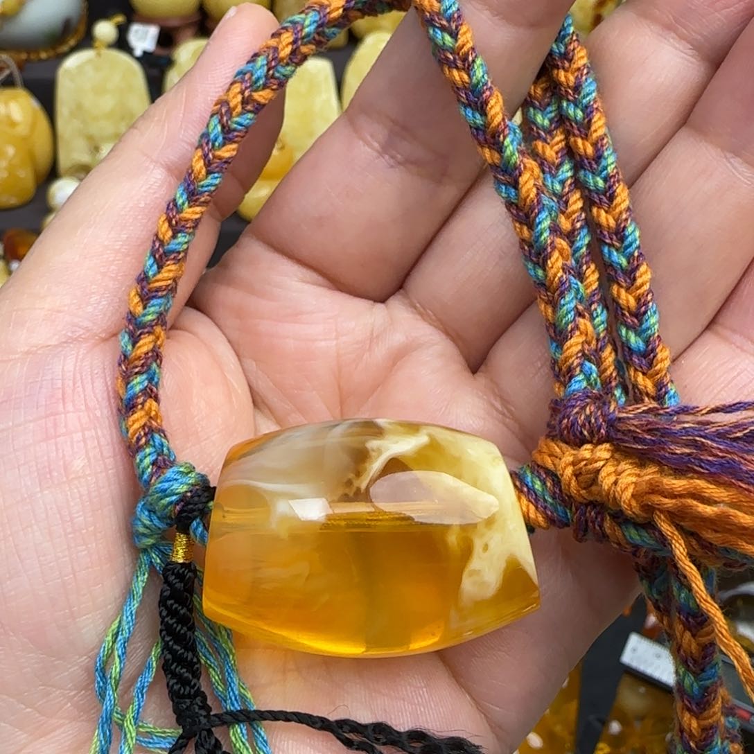 未镶嵌套链琥珀天然焦皮料蜜蜡马蹄珠锁骨