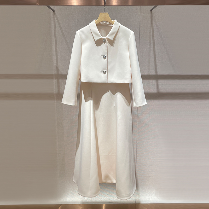 明星同款穿搭套装2025秋新款翻领短外套高腰伞裙半身裙两件套