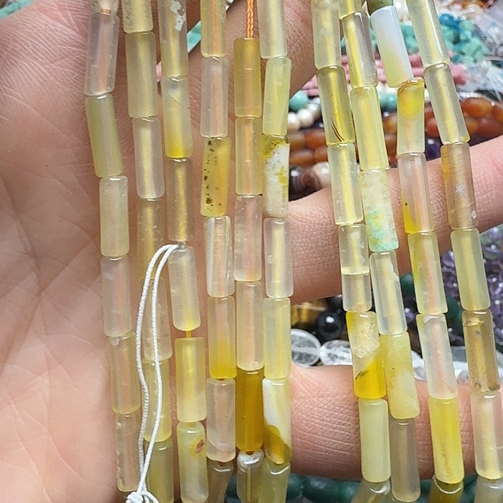 玛瑙/玉髓未镶嵌珠宝半成品一条4x13m黄玛瑙