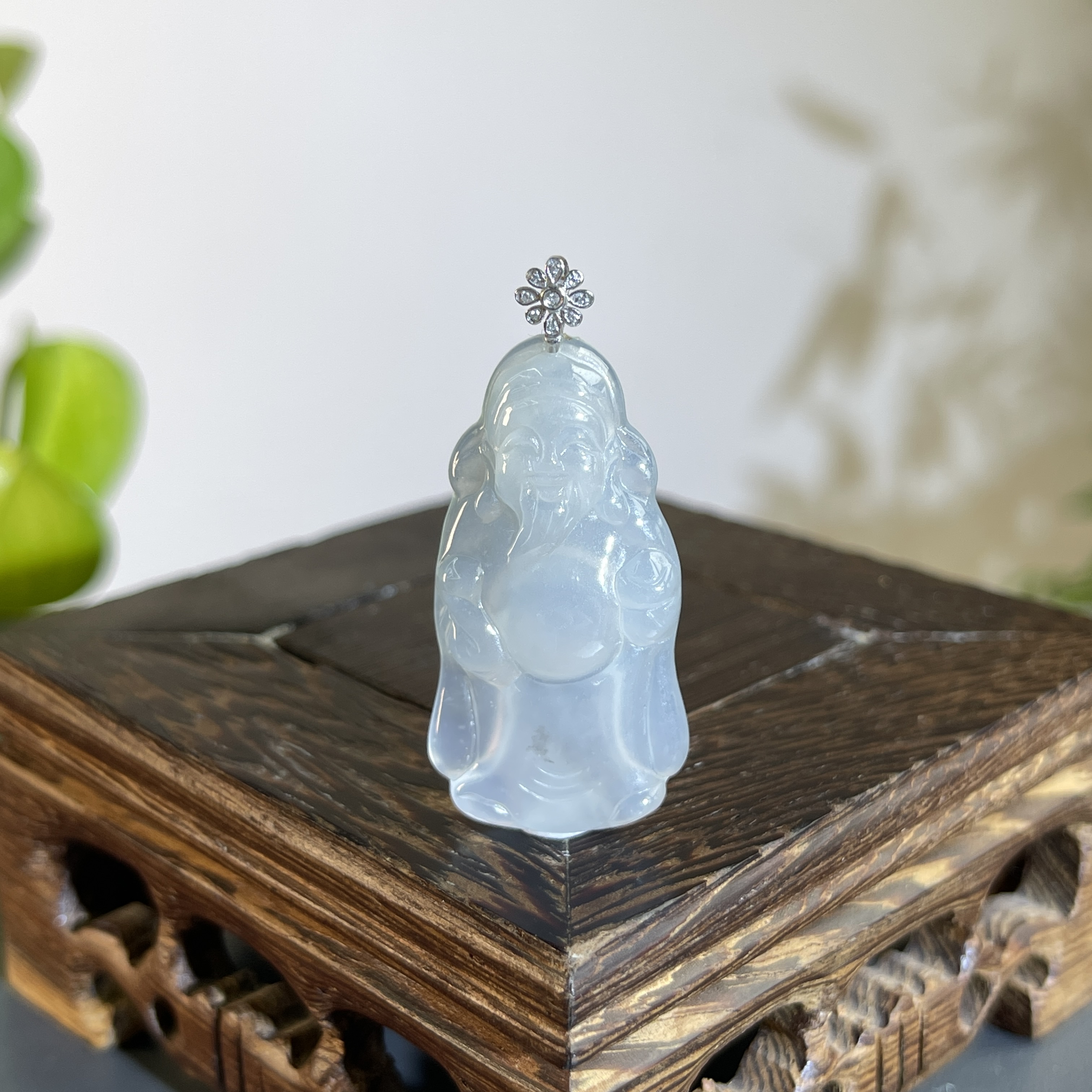 JXW11-54  天然缅甸A货翡翠  18K金扣财神爷