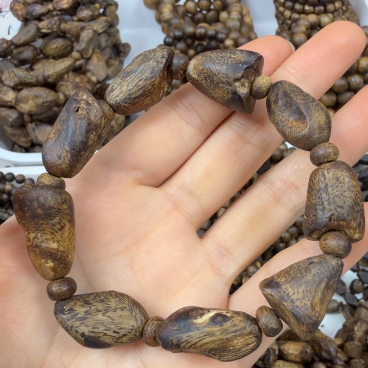 沉香手串沉香绿奇楠树丁留疤单圈九九分节油 15.6