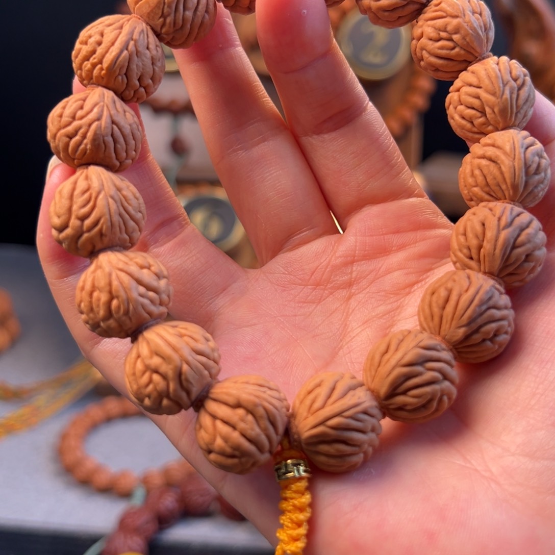 【闪购商品】桃核手串18尺寸祥云