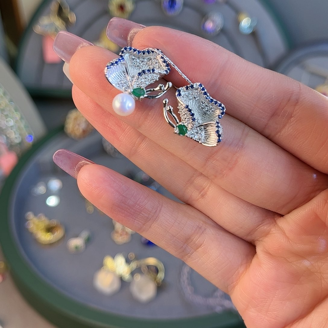 祖母绿耳饰银S925镶嵌玫****后