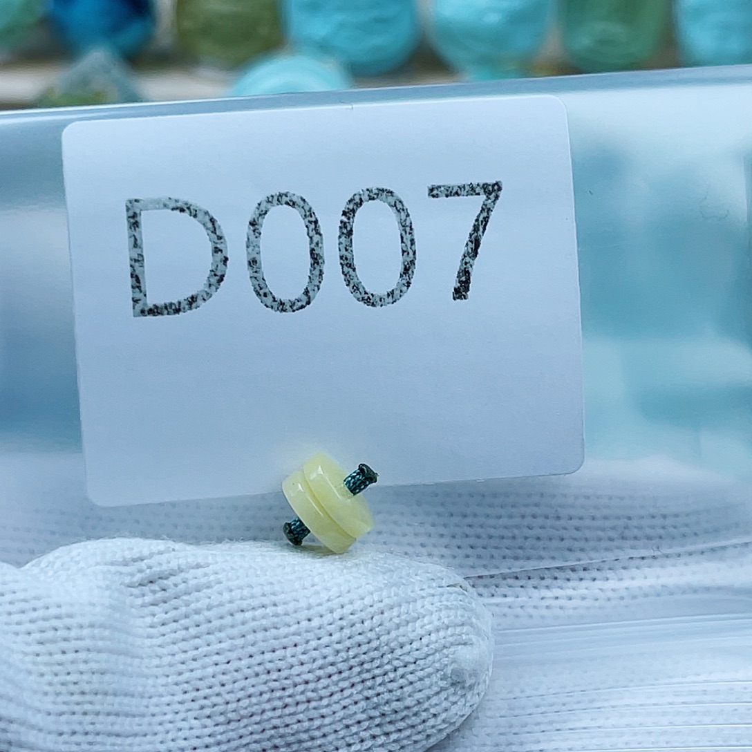 刚***虎绿松石未镶嵌珠宝奇石