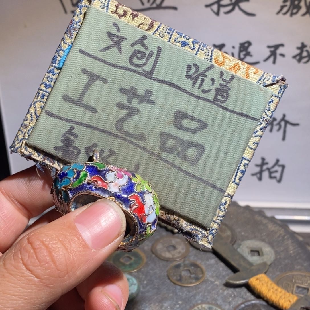 大叶紫檀（黑酸枝木类）定制版小猪