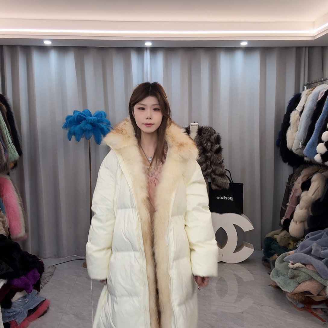 皮草外套不退不换