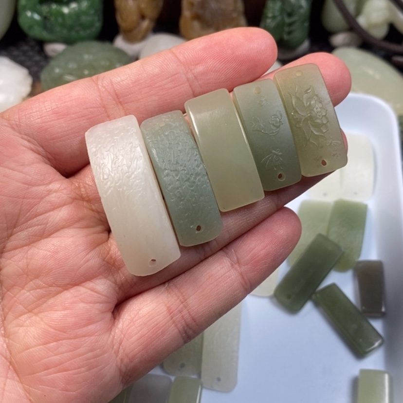 【闪购商品】和田玉挂件未镶嵌多样性发货，拍一发一