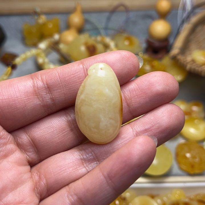 蜜蜡颈饰未镶嵌蜜蜡