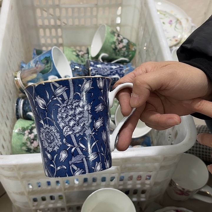 瓷片微瑕骨瓷马克杯一个蒲公英