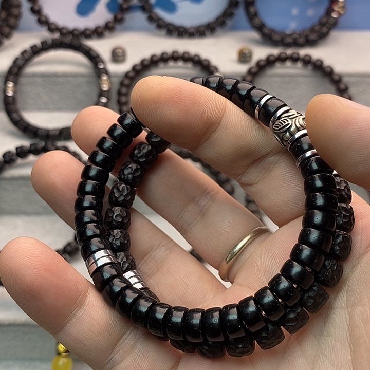 手串椰蒂～**o85药片吞金兽