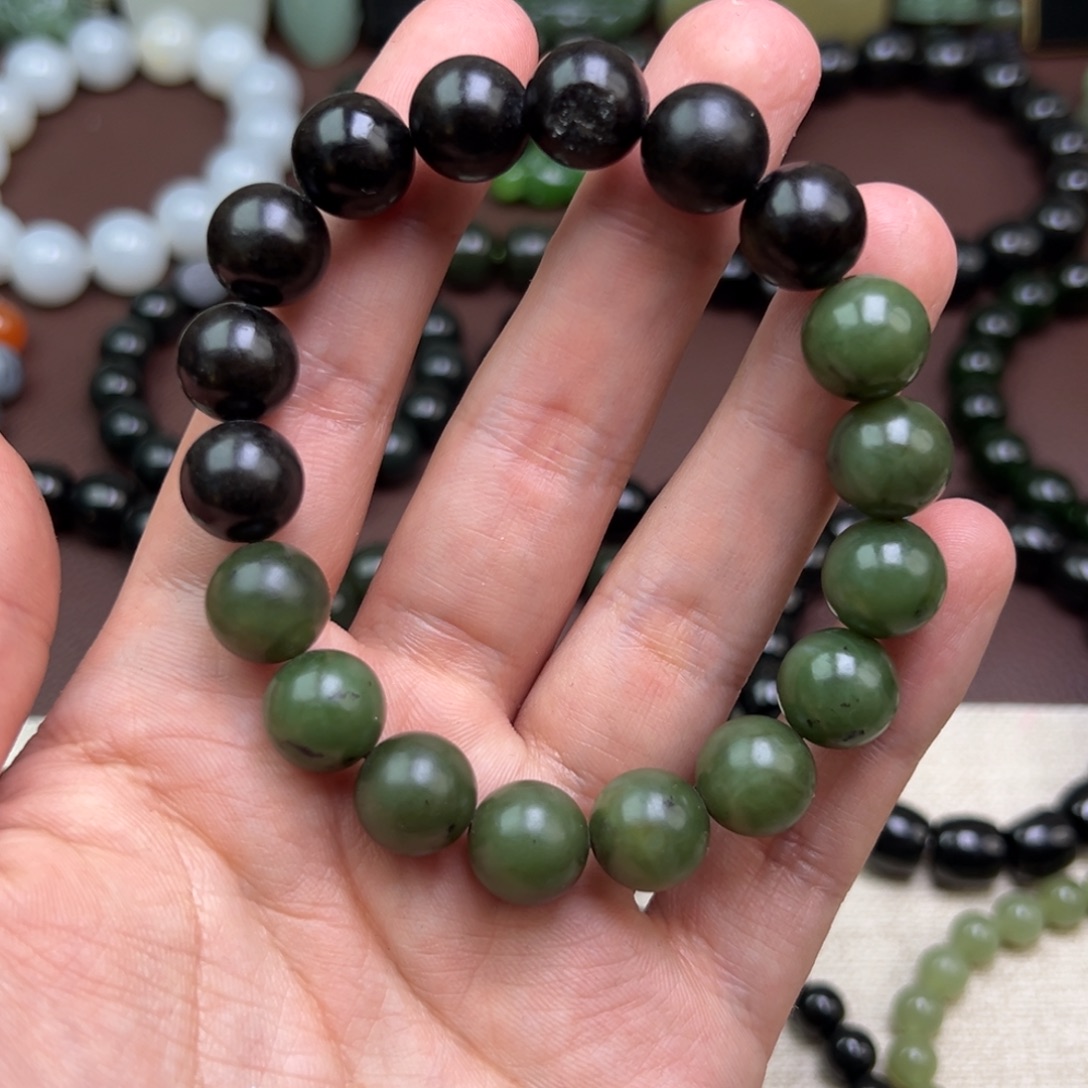 和田玉未镶嵌手链