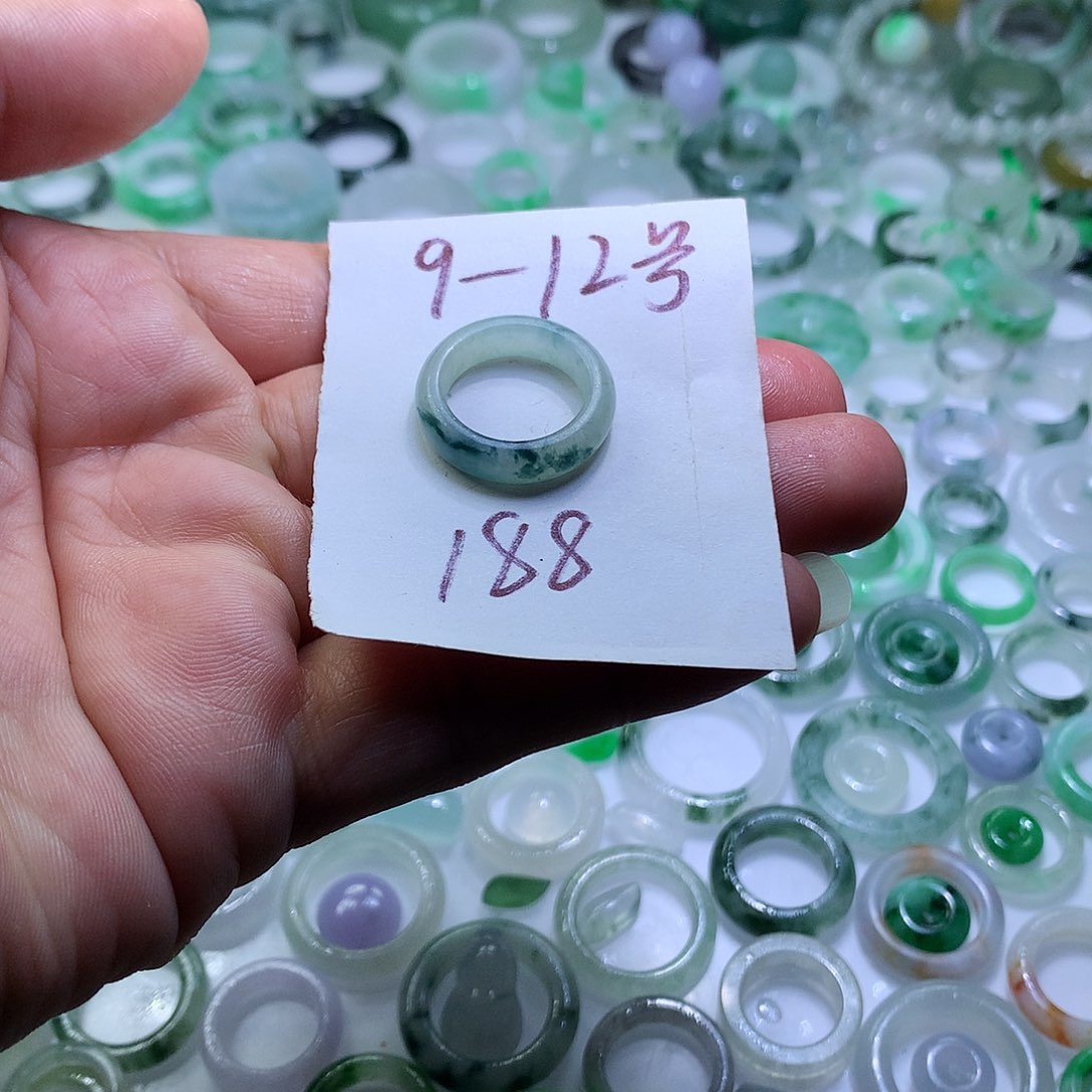 未镶嵌定制翡翠翡翠