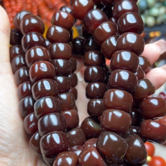 王***宇玛瑙/玉髓未镶嵌颈饰