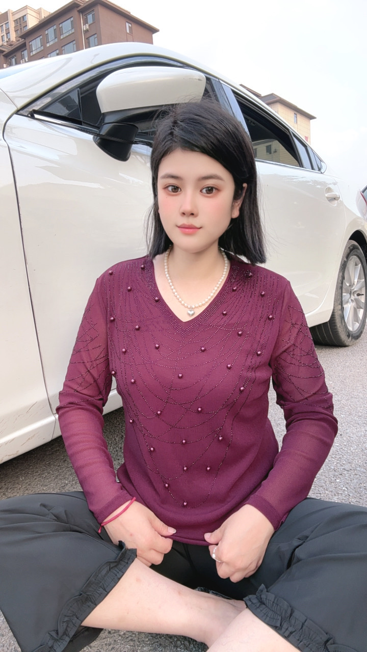 早秋串珠满钻针织衫