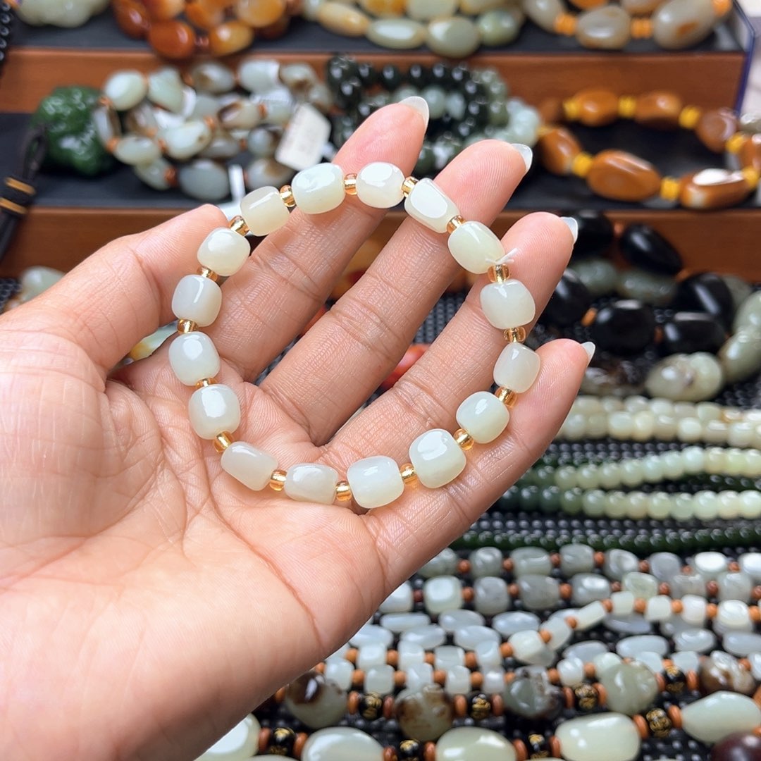 和田玉未镶嵌手链